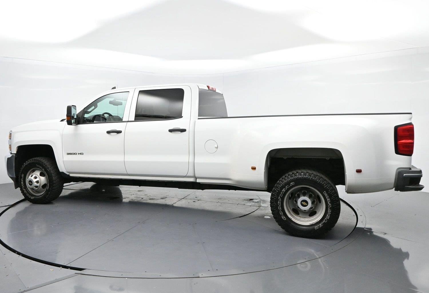 Used 2015 Chevrolet Silverado 3500 W/T w/ WT Convenience Package RWD image 5