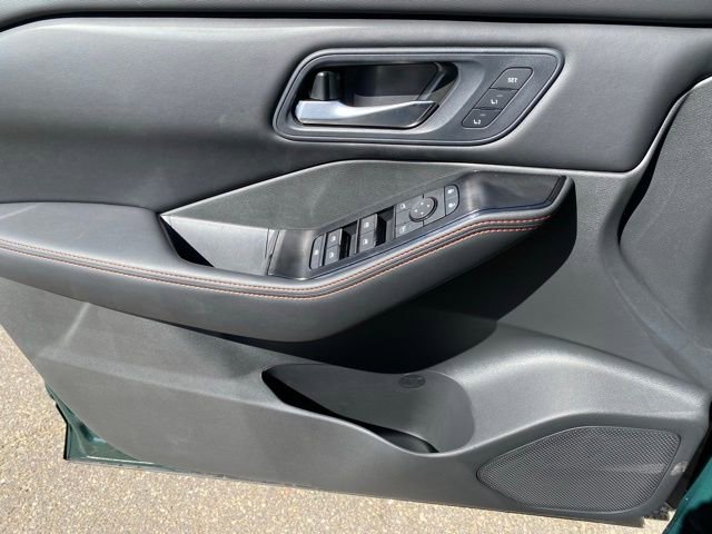 New 2026 Nissan Rogue SV AWD/4WD image 13