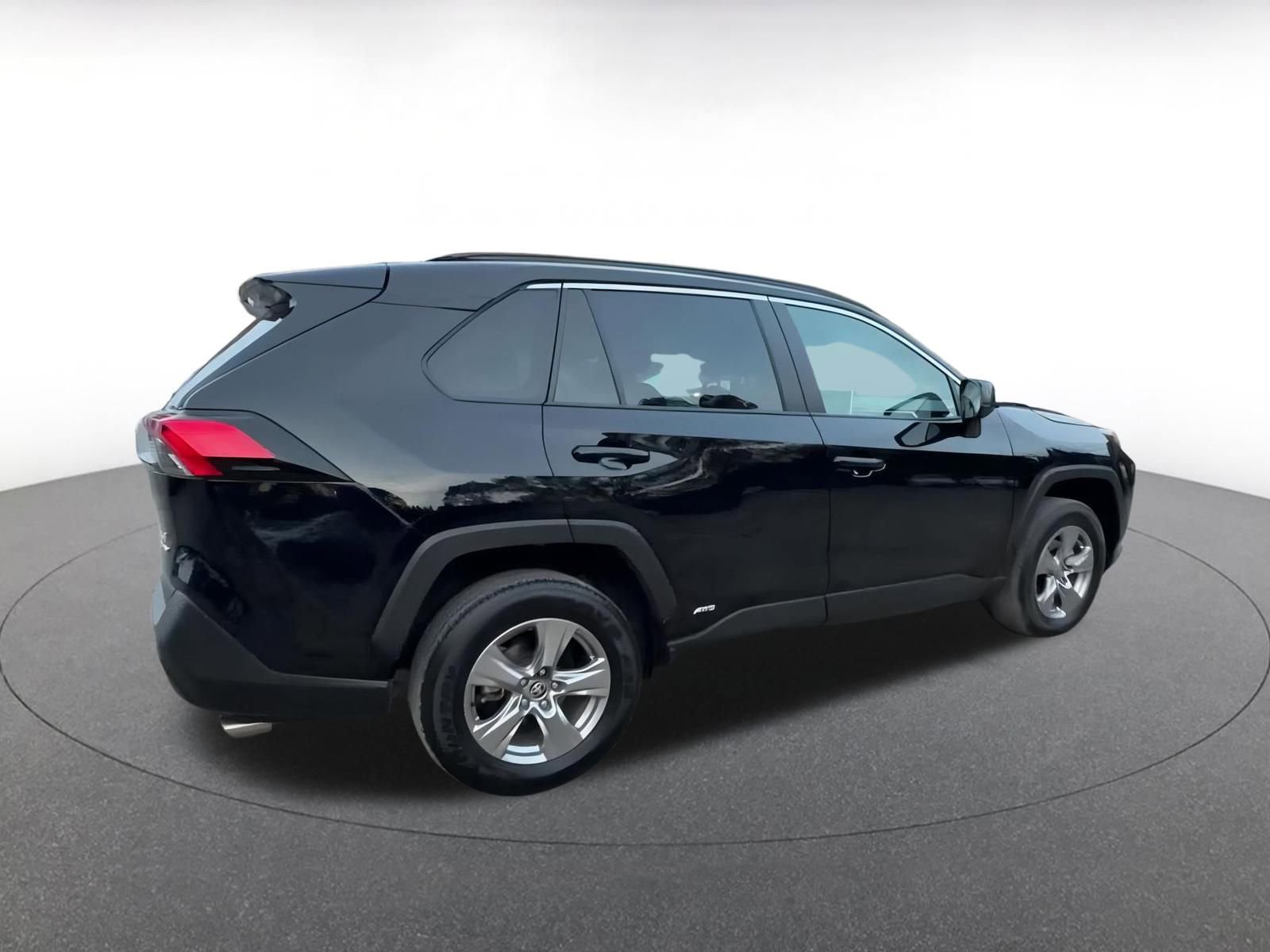 Used 2025 Toyota RAV4 LE image 15