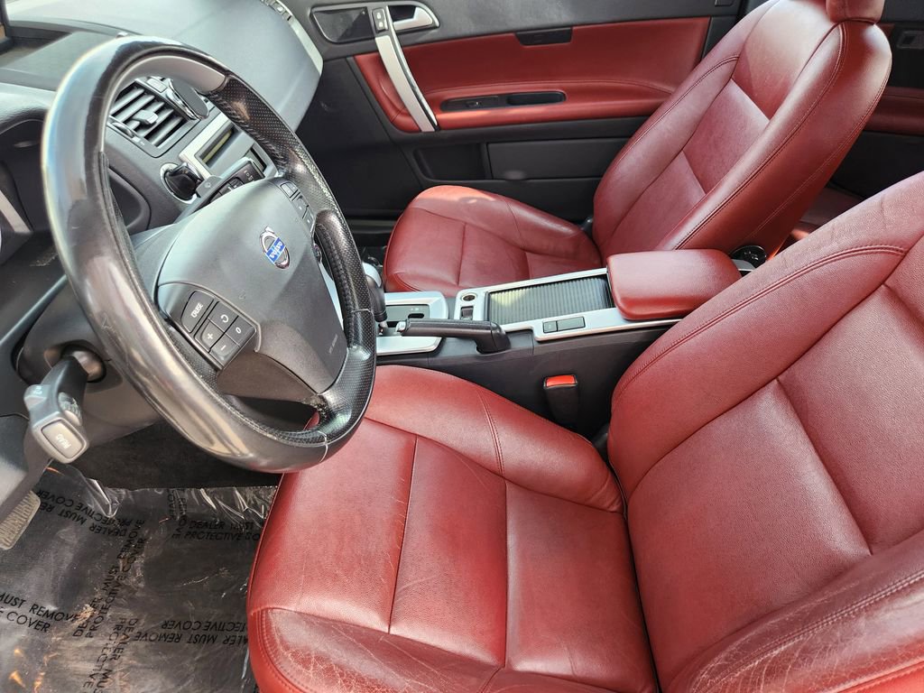 Used 2012 Volvo C70 T5 image 3