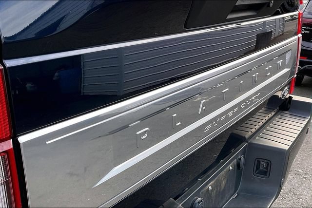 Used 2022 Ford F350 Platinum w/ FX4 Off-Road Package AWD/4WD image 23
