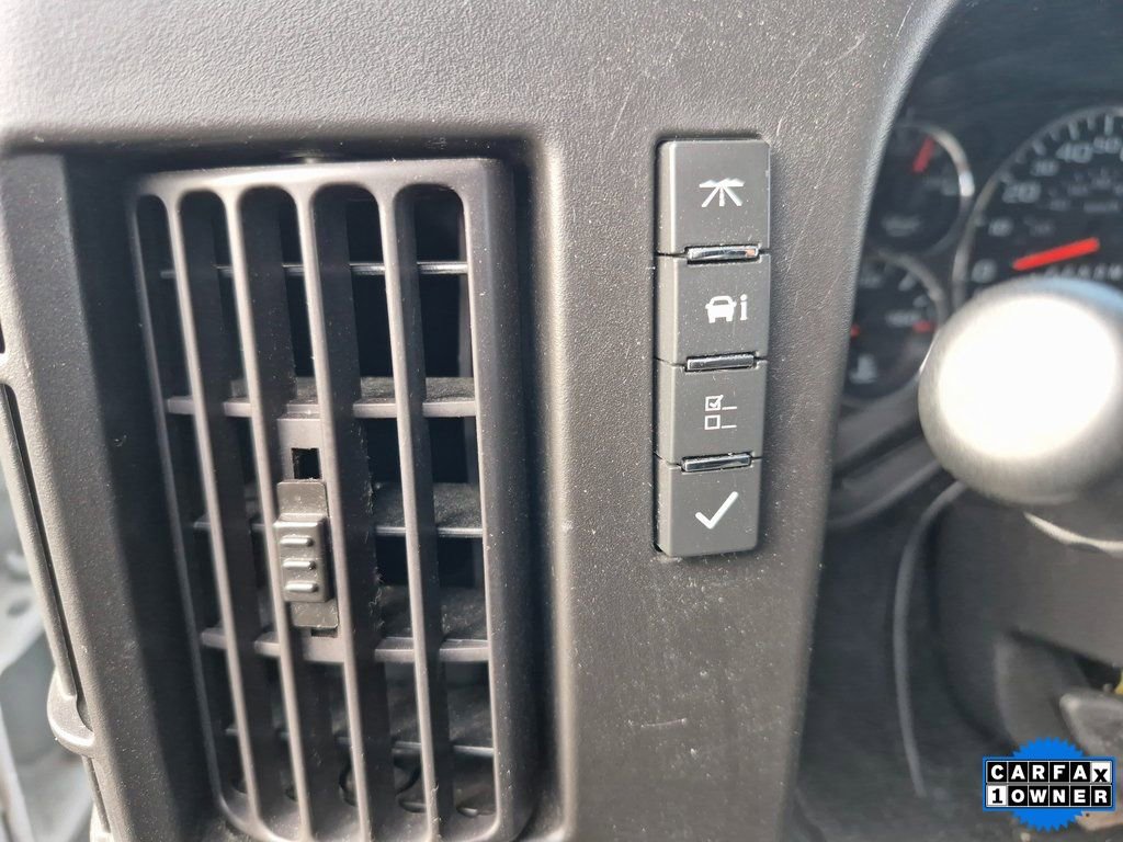 Certified 2024 Chevrolet Express 2500 Work Van w/ Driver Convenience Package image 16