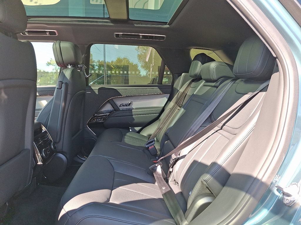 New 2026 Land Rover Range Rover Sport Dynamic SE AWD/4WD image 6