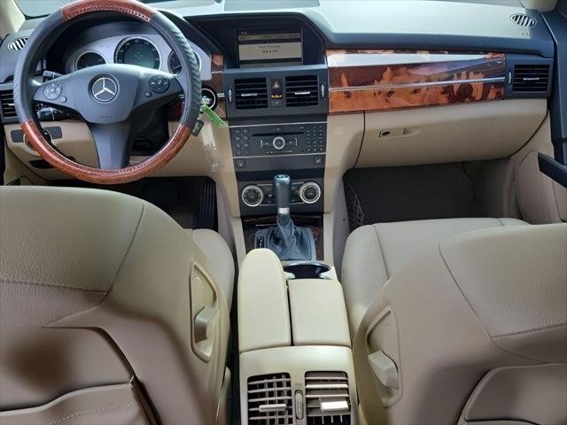 Used 2010 Mercedes-Benz GLK 350 4MATIC image 12