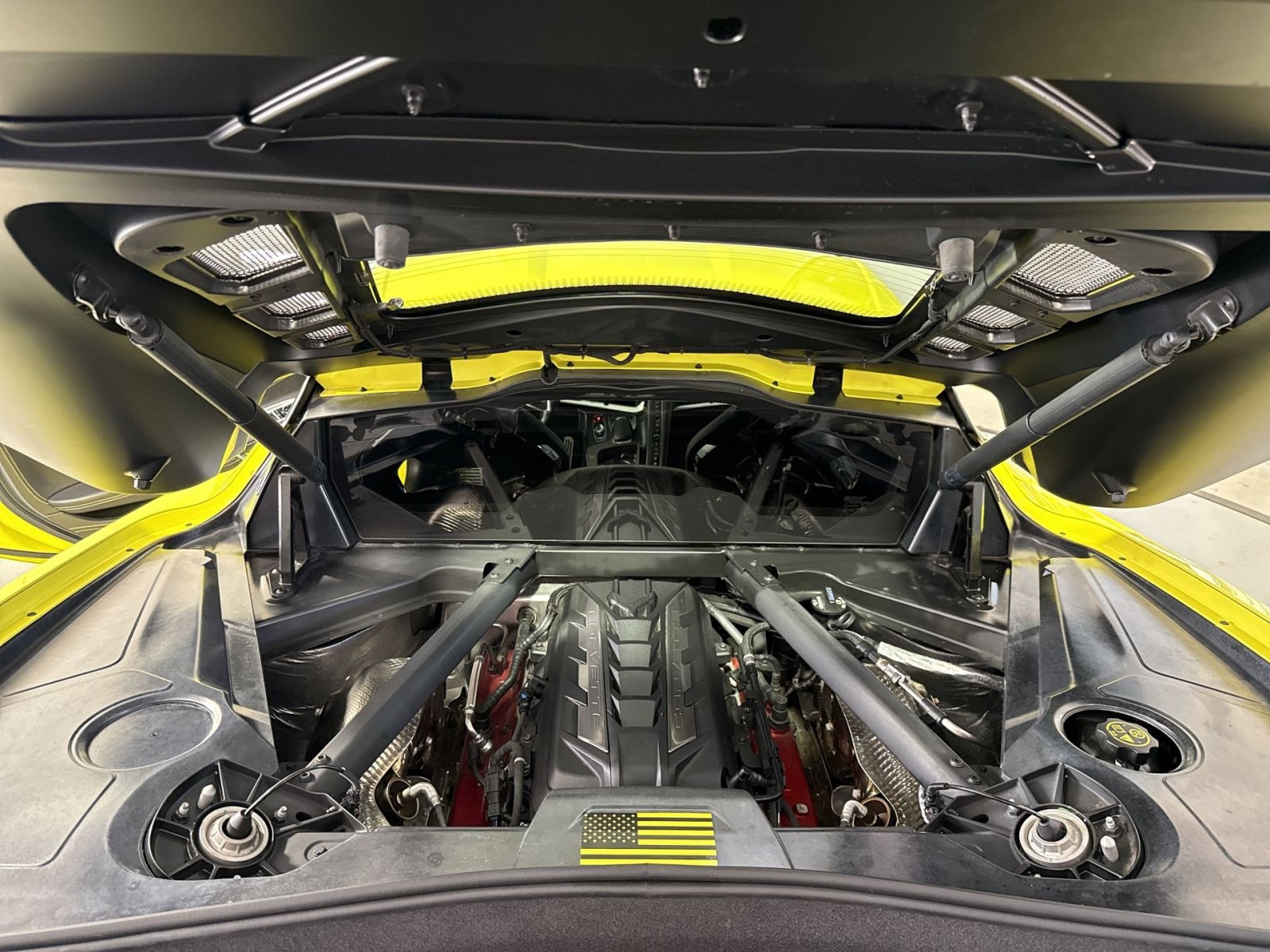 Used 2020 Chevrolet Corvette Stingray Premium Cpe w/ 3LT Preferred Equipment Group RWD image 28