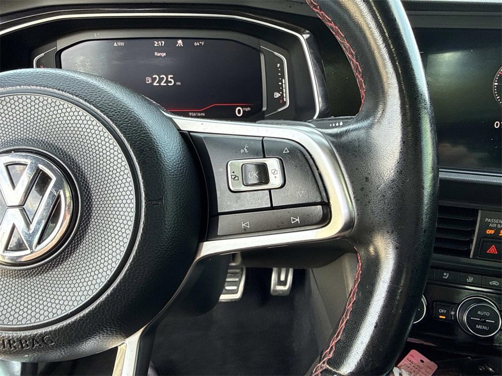 Used 2021 Volkswagen Jetta GLI Autobahn image 16