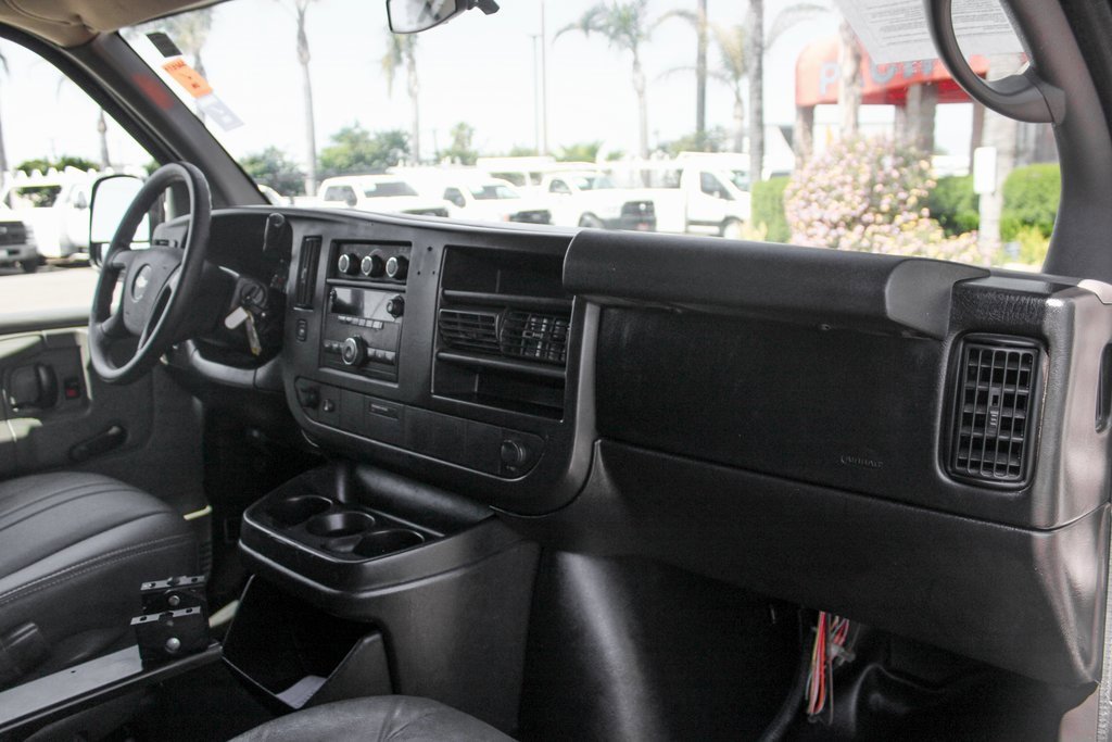 Used 2012 Chevrolet Express 1500 image 29