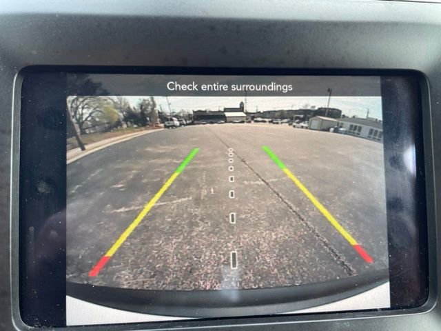 Used 2019 Jeep Cherokee Latitude Plus w/ Comfort/Convenience Group image 25