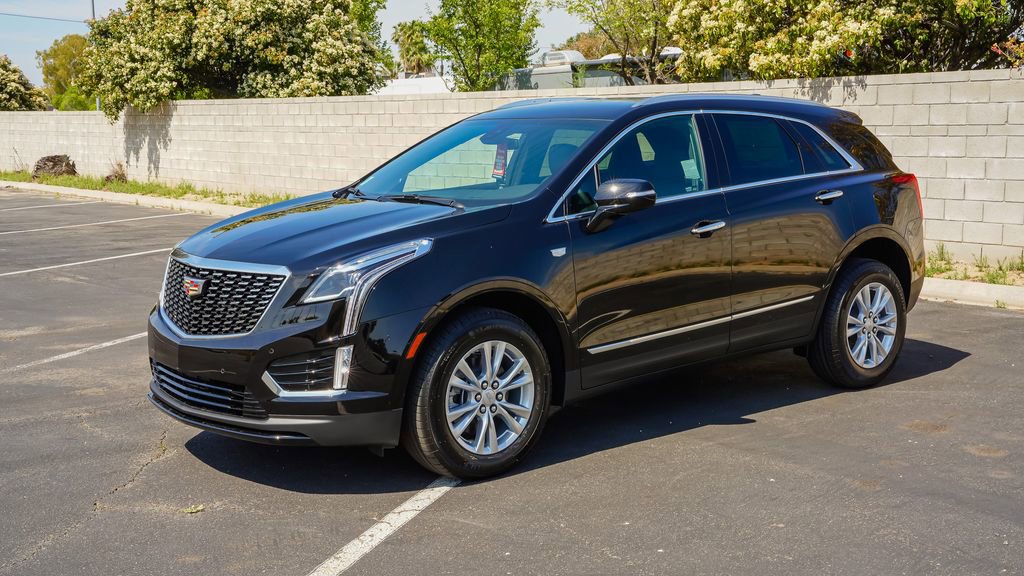 New 2026 Cadillac XT5 Luxury image 3