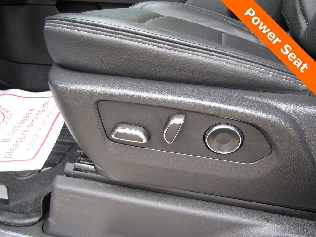 Used 2025 GMC Sierra 2500 Denali w/ Technology Package image 8