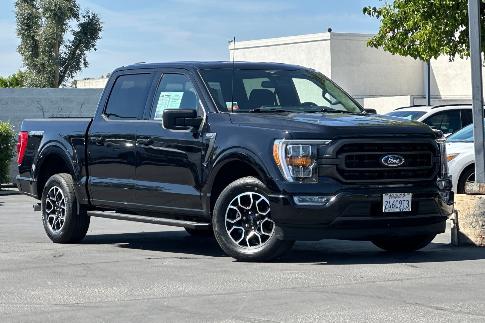 Used 2023 Ford F150 XLT w/ Equipment Group 302A High RWD image 2