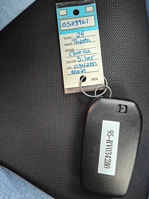 Used 2024 Toyota Corolla Cross SE image 24