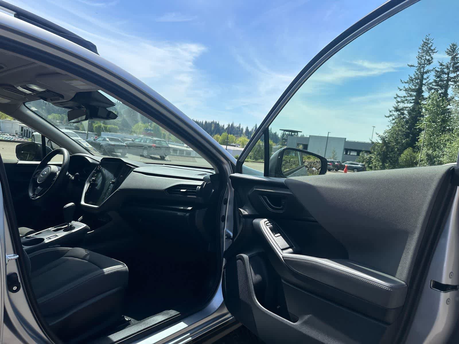 Certified 2025 Subaru Crosstrek 2.0i Premium AWD/4WD image 15