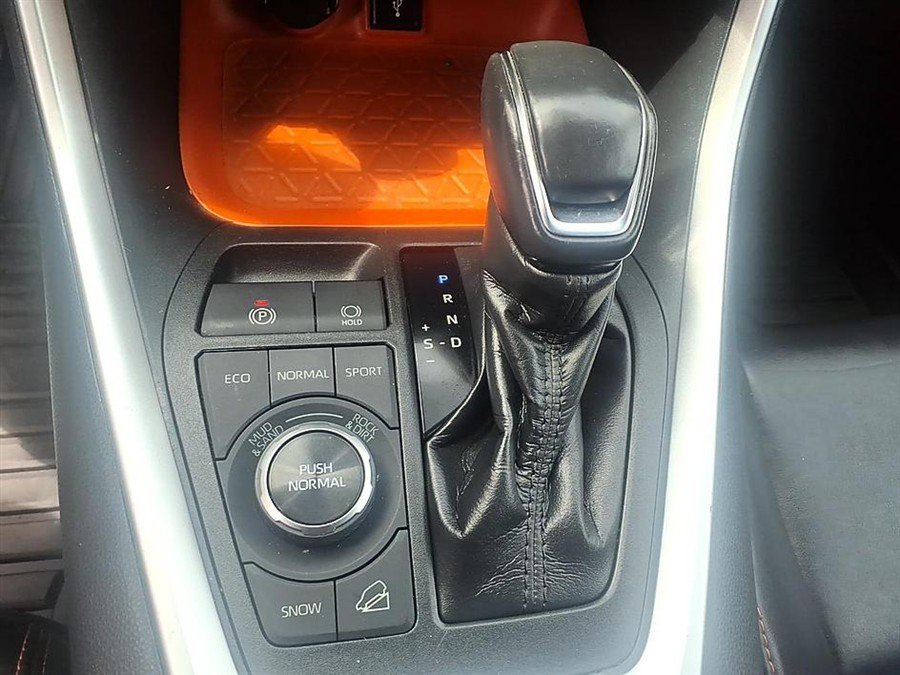 Used 2020 Toyota RAV4 Adventure AWD/4WD image 22