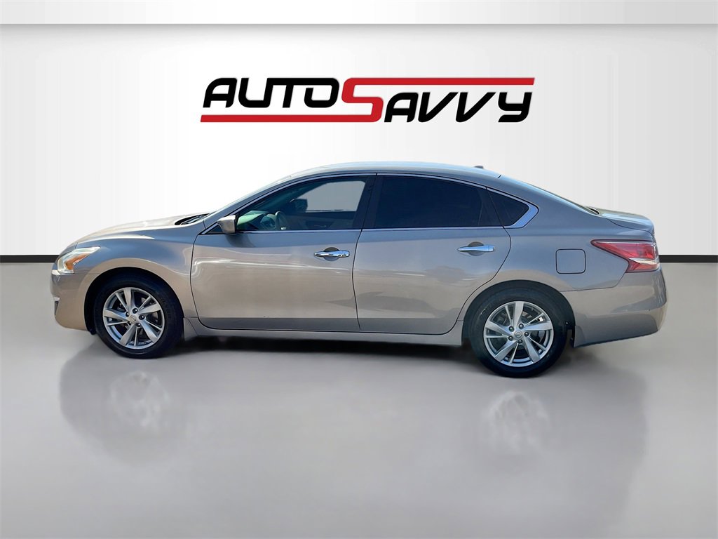 Used 2013 Nissan Altima 2.5 SV image 4