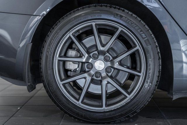 Used 2023 Tesla Model 3 Standard Range image 14