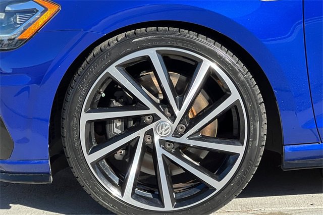 Used 2019 Volkswagen Golf R 4-Door image 33
