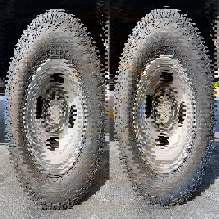 Used 2005 Chevrolet Silverado 3500 LT w/ Heavy-Duty Power Package image 3