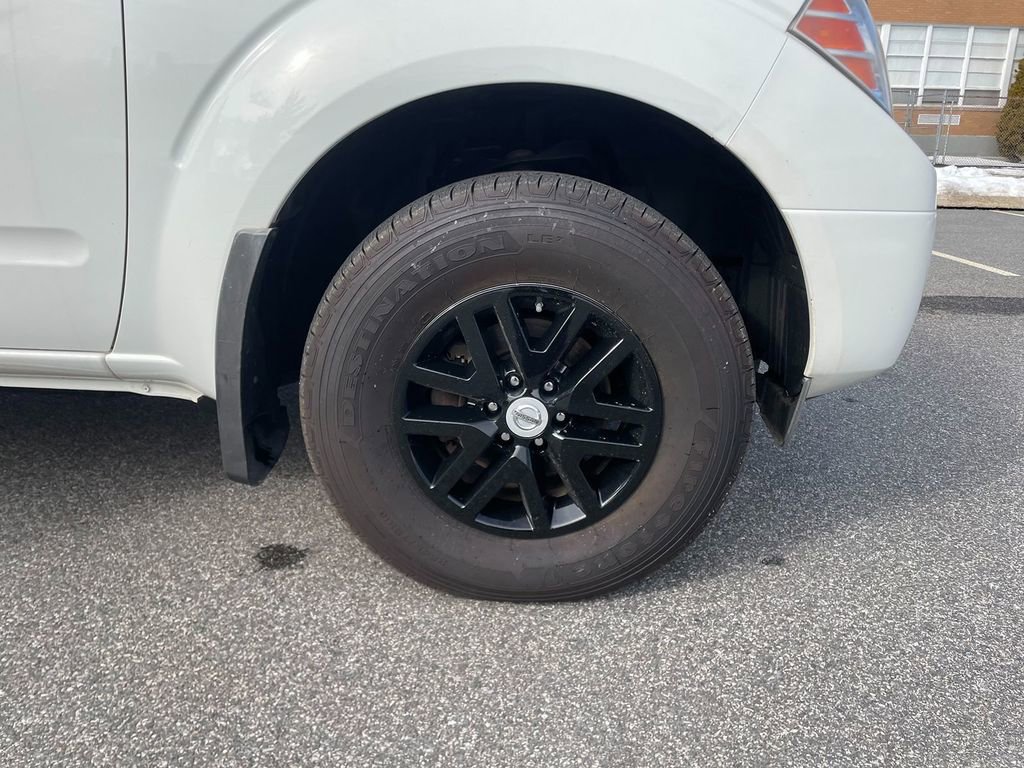 Used 2014 Nissan Frontier SV w/ SV Value Truck Package image 30