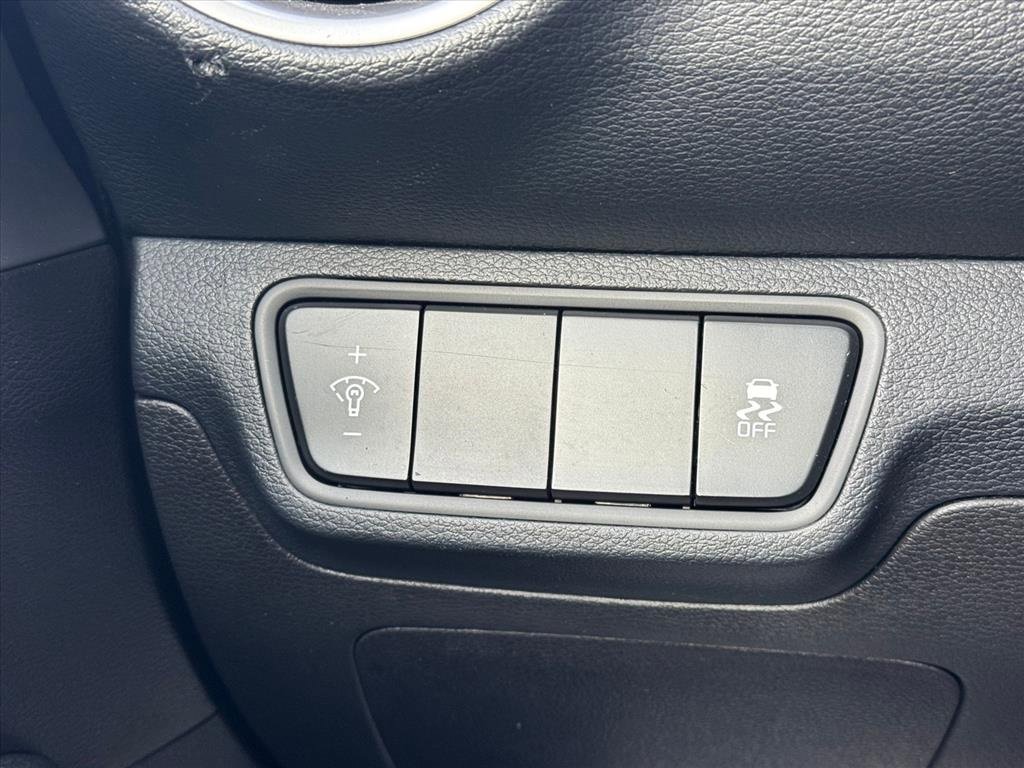 Used 2022 Kia Forte LXS image 20