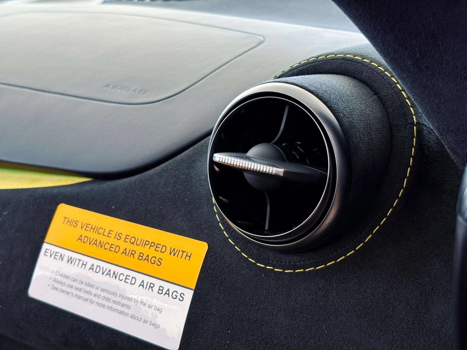New 2026 McLaren 750S Spider RWD image 31