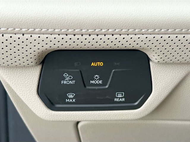 New 2026 Volkswagen Atlas SE FWD image 10