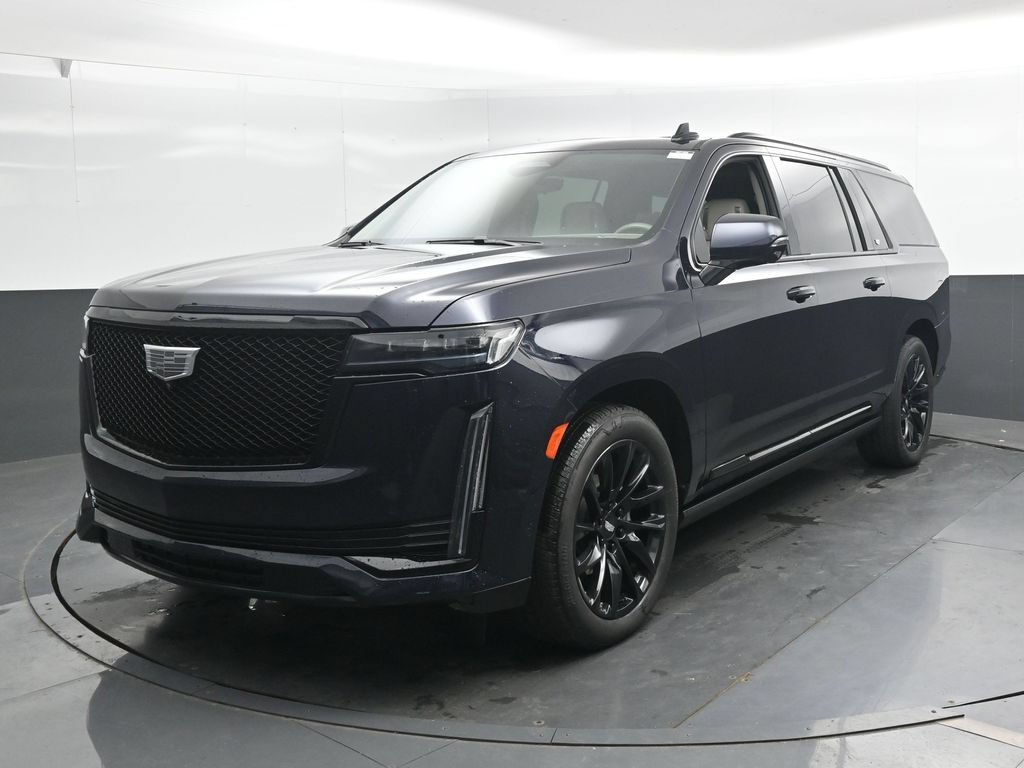 Used 2023 Cadillac Escalade ESV Sport Platinum w/ LPO, ONYX Package AWD/4WD image 8
