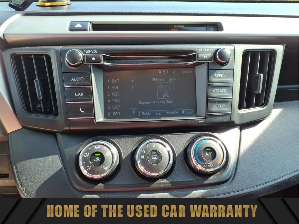 Used 2016 Toyota RAV4 LE AWD/4WD image 25