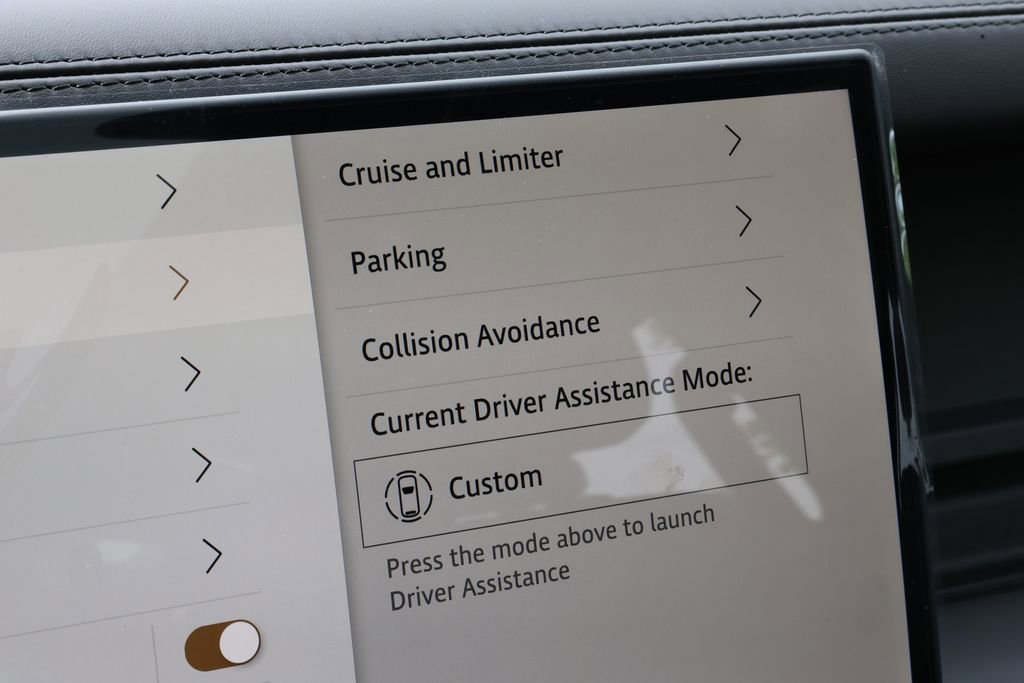 New 2026 Land Rover Defender 110 X-Dynamic SE AWD/4WD image 25
