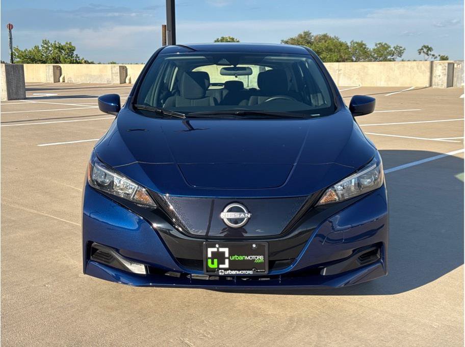Used 2025 Nissan Leaf S FWD image 2