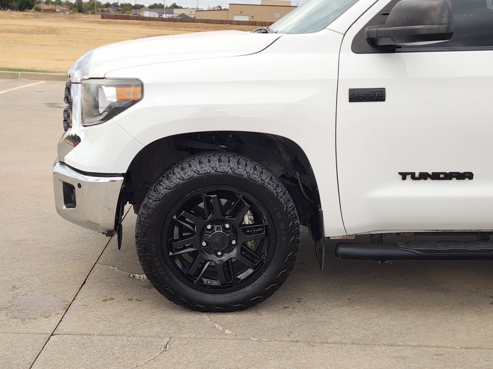 Used 2021 Toyota Tundra SR5 RWD image 9
