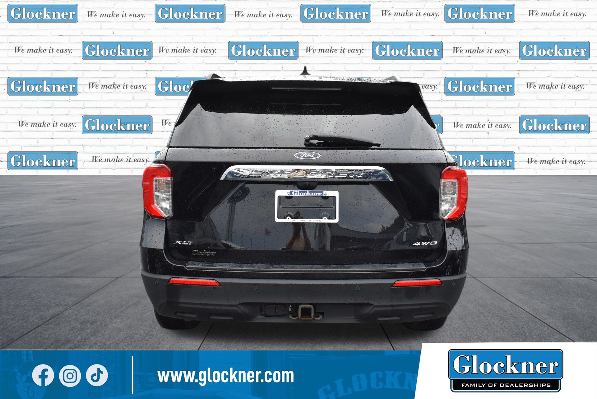 Used 2023 Ford Explorer XLT w/ Class IV Trailer Tow Package AWD/4WD image 7