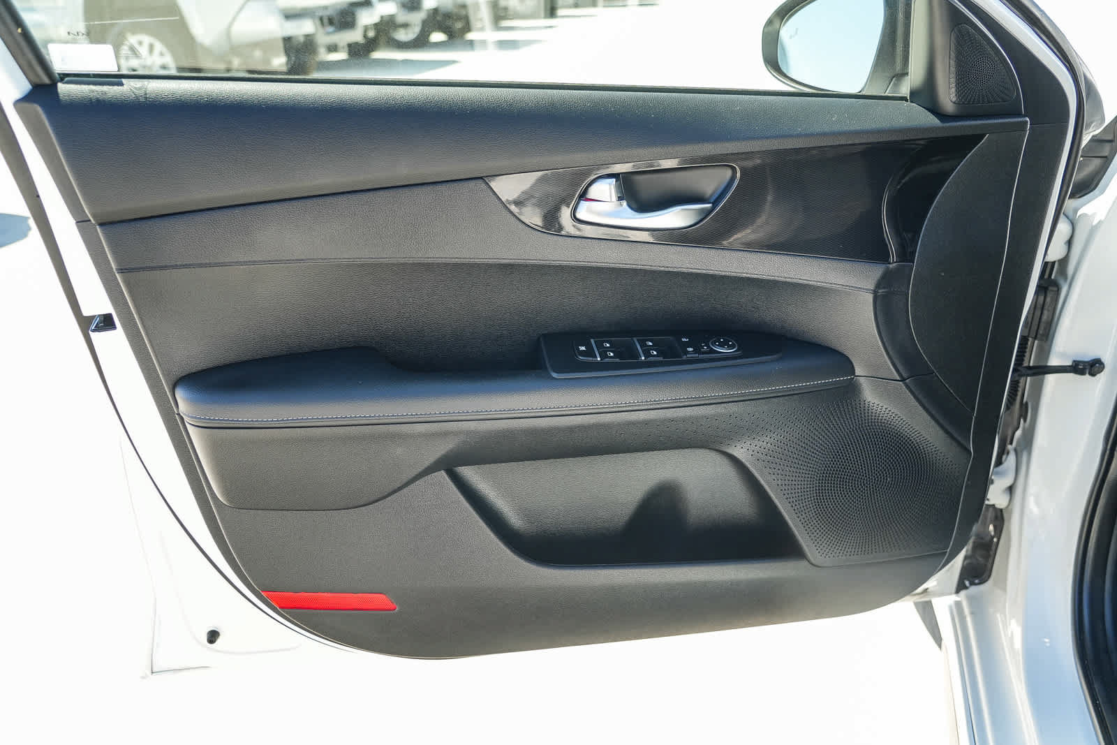 Used 2024 Kia Forte GT-Line FWD image 15