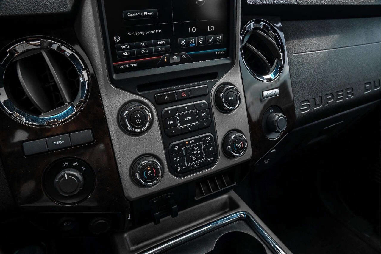 Used 2016 Ford F450 Platinum image 20