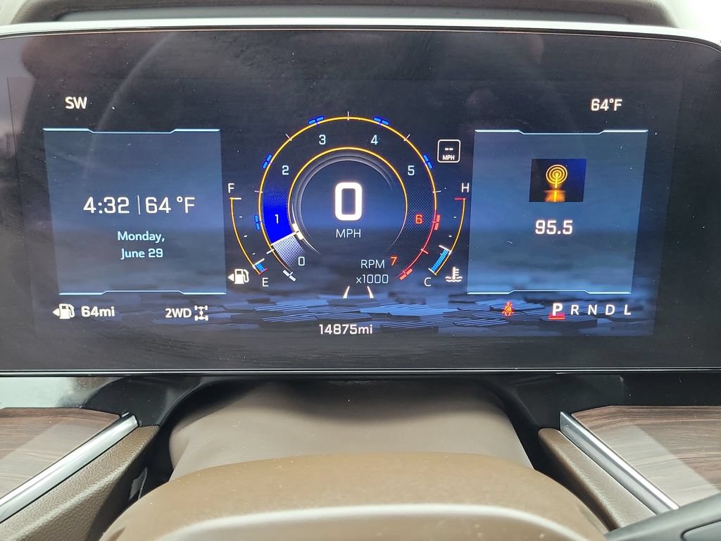 Used 2025 Chevrolet Tahoe Z71 AWD/4WD image 7