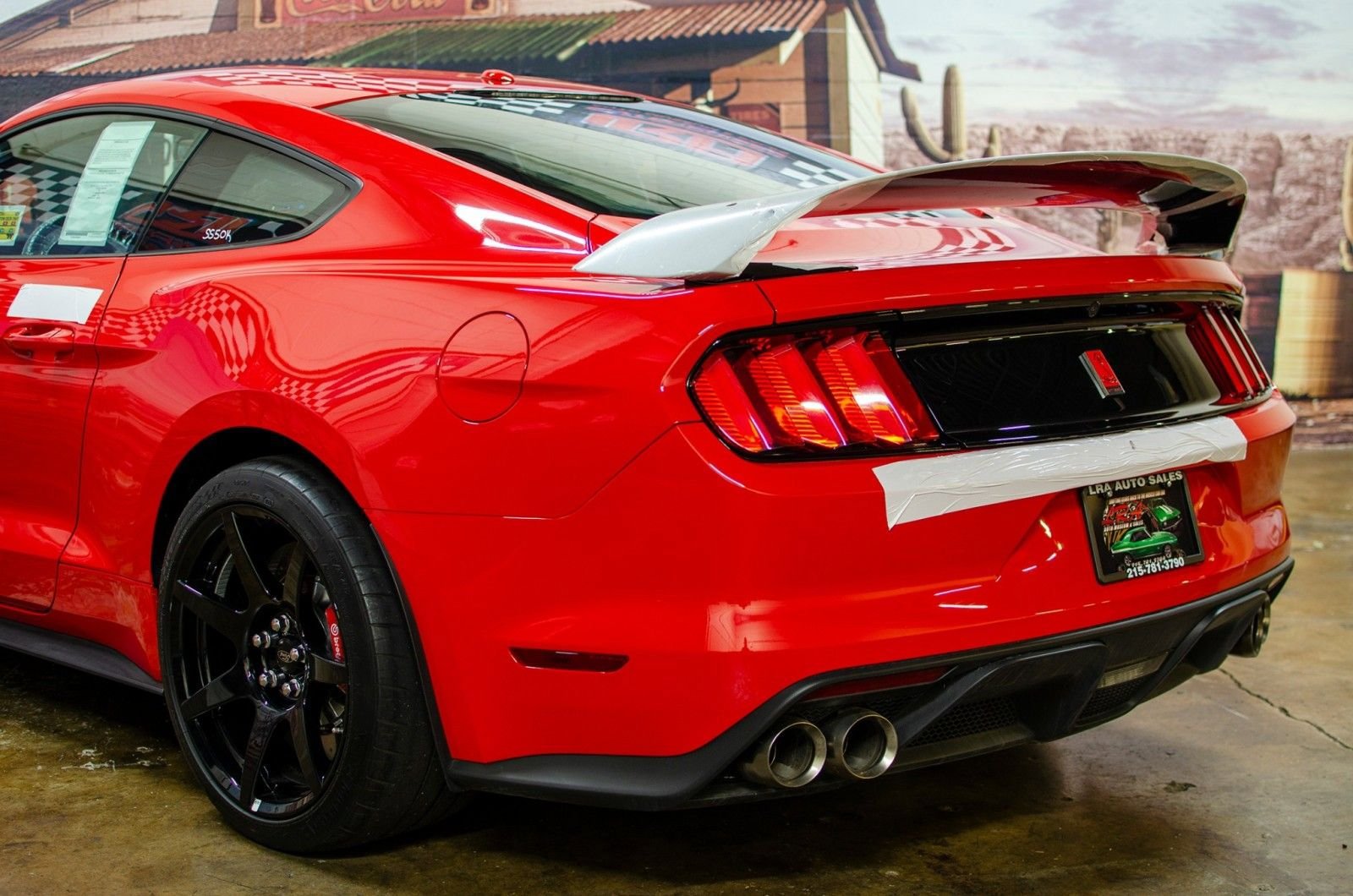 Used 2016 Ford Mustang Shelby GT350R w/ GT350R Equipment Group 920A image 40