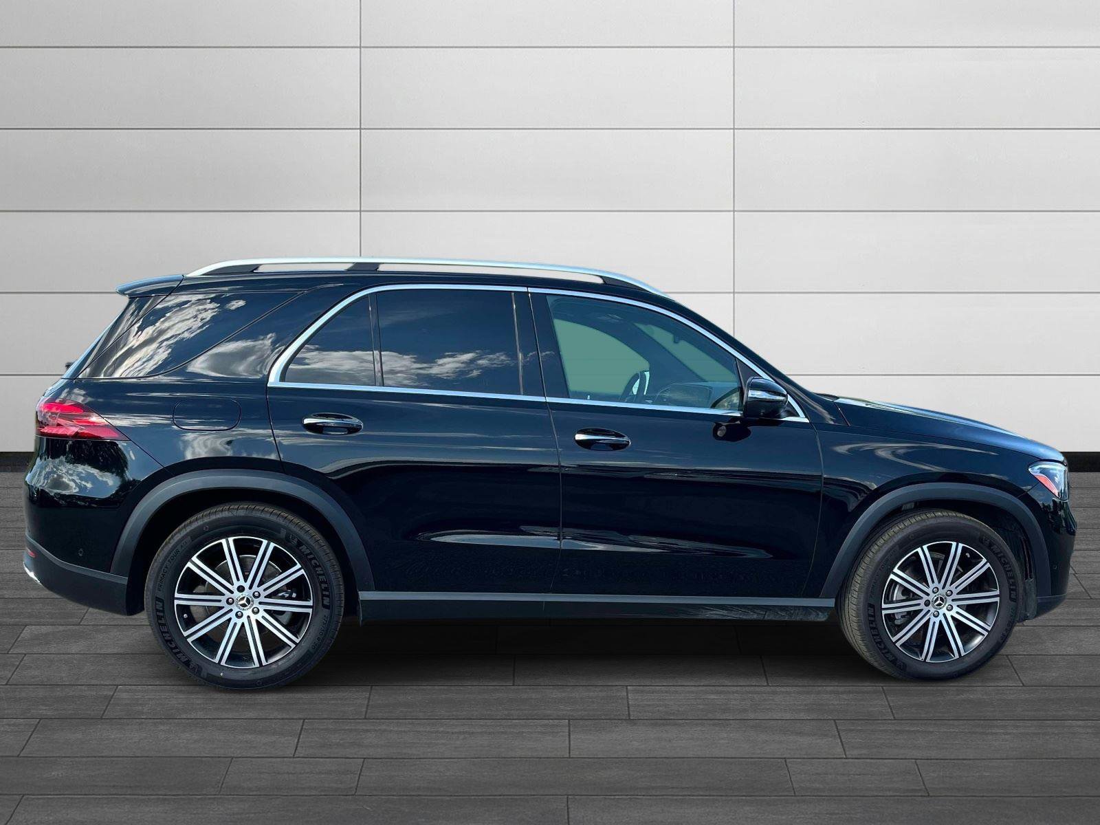 Used 2026 Mercedes-Benz GLE 350 4MATIC image 2