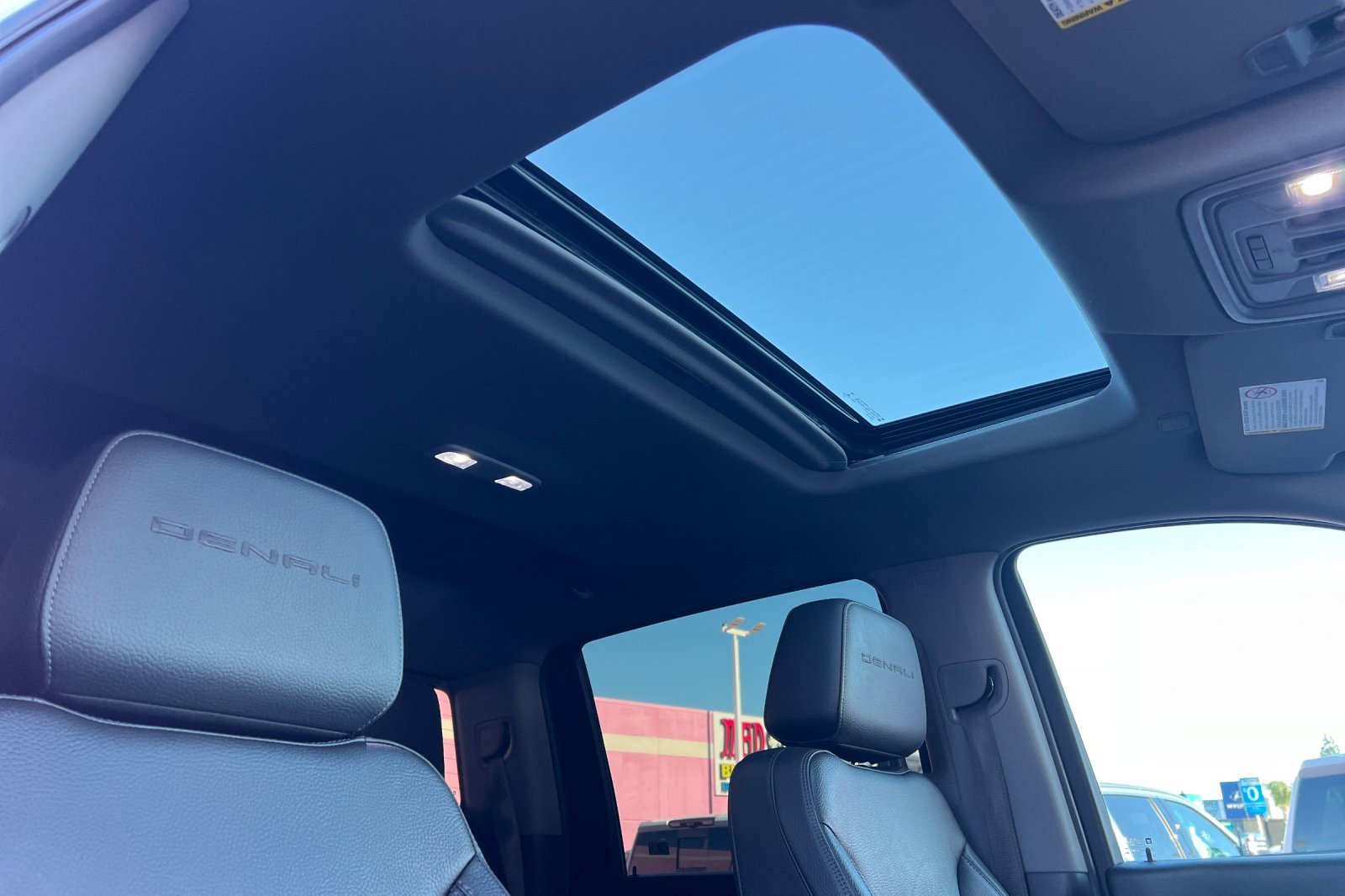 Used 2020 GMC Sierra 3500 Denali w/ Denali Ultimate Package image 21