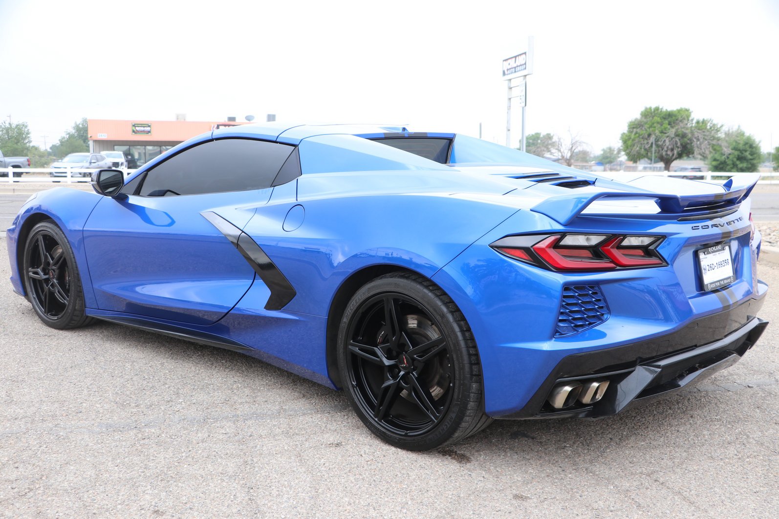 Used 2021 Chevrolet Corvette Stingray Preferred Conv w/ Z51 Performance Package RWD image 5