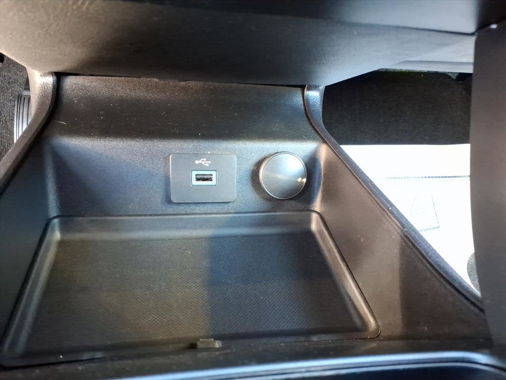 Used 2020 Ford Fusion S image 18