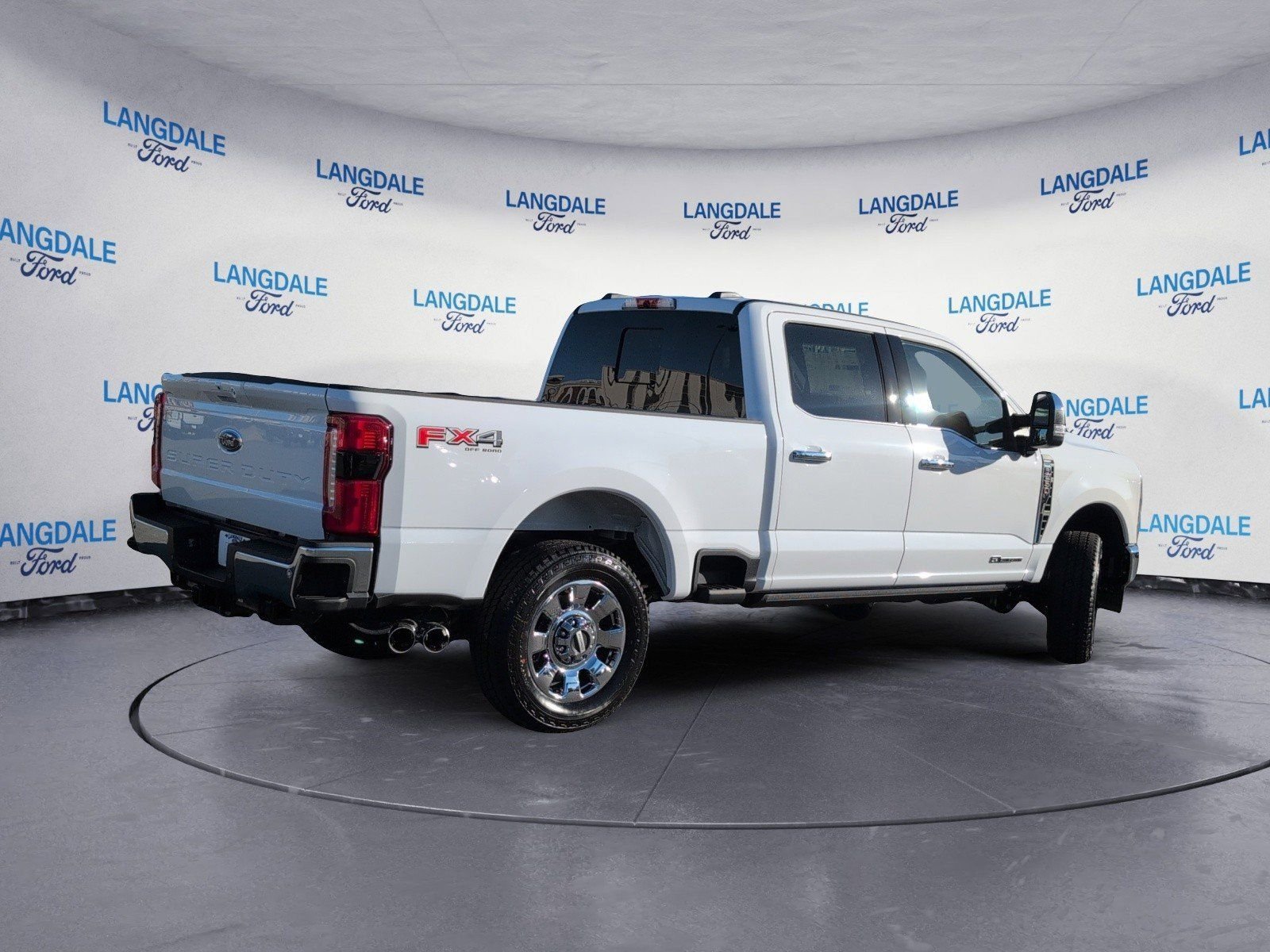 New 2026 Ford F250 Lariat w/ Lariat Premium Package video 4