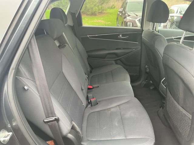 Used 2020 Kia Sorento LX AWD/4WD image 31