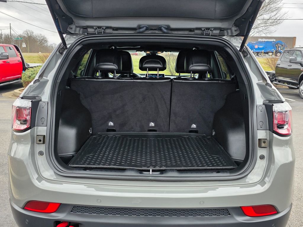 Used 2023 Jeep Compass Trailhawk w/ Trailhawk Convenience Group image 36