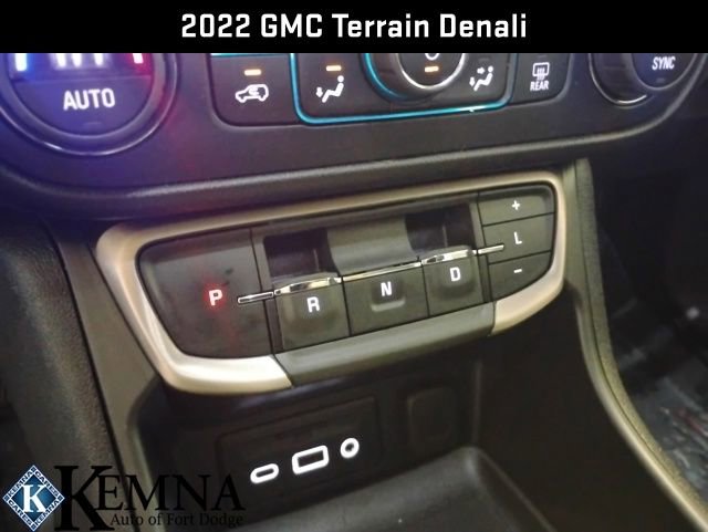 Used 2022 GMC Terrain Denali image 26