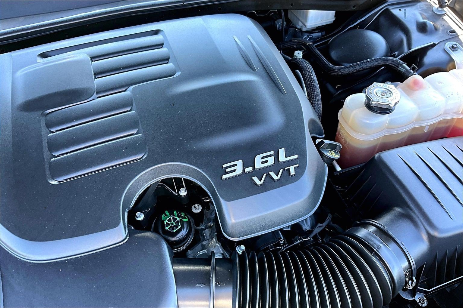 Used 2023 Dodge Challenger SXT RWD image 30