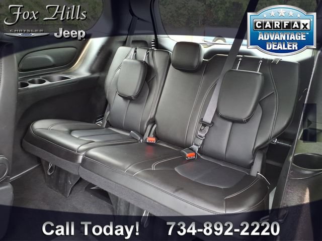 Used 2026 Chrysler Pacifica Select FWD image 11