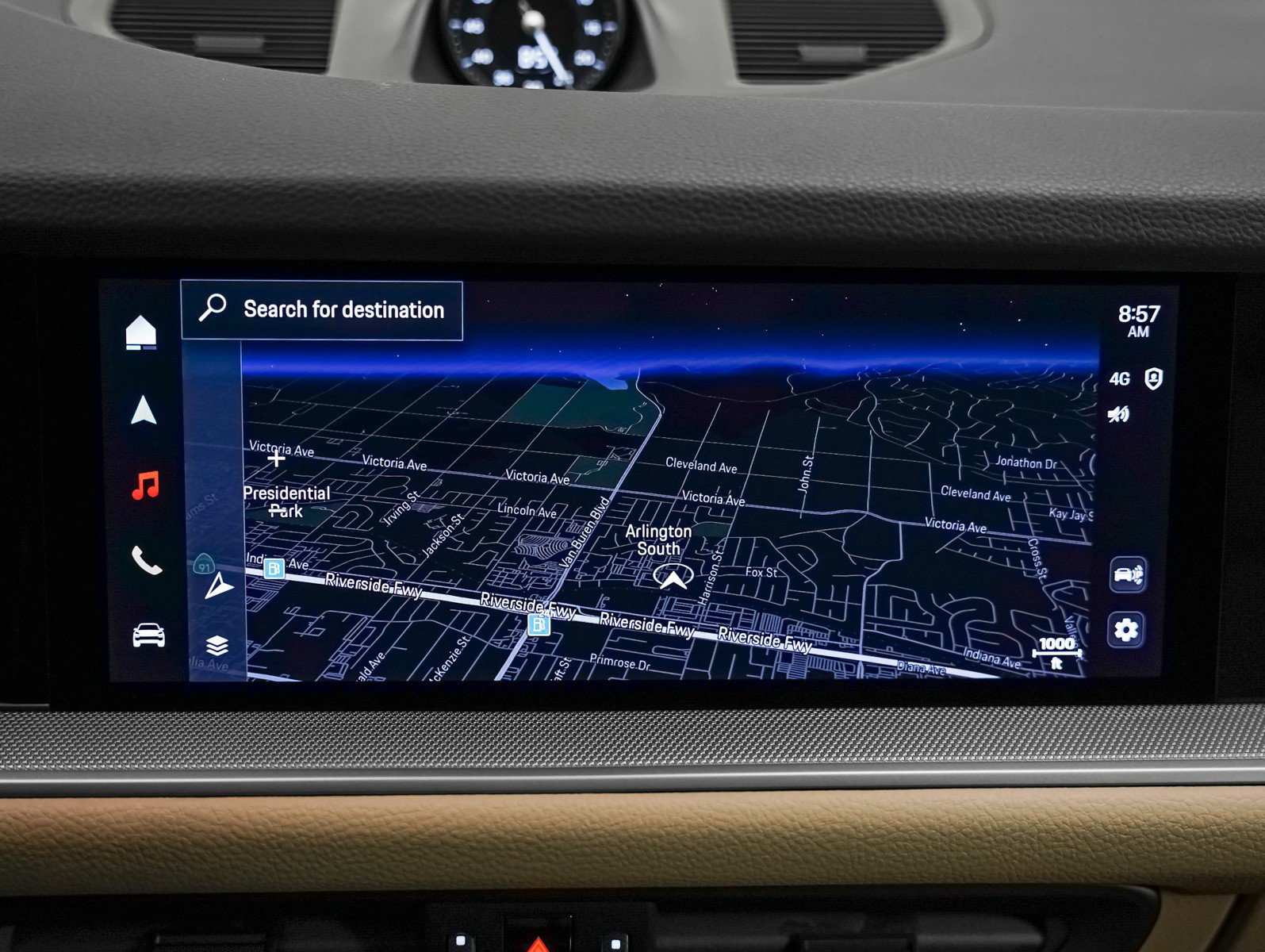 Used 2025 Porsche Cayenne Coupe image 21