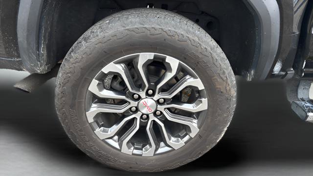 Used 2024 GMC Canyon Denali AWD/4WD image 23