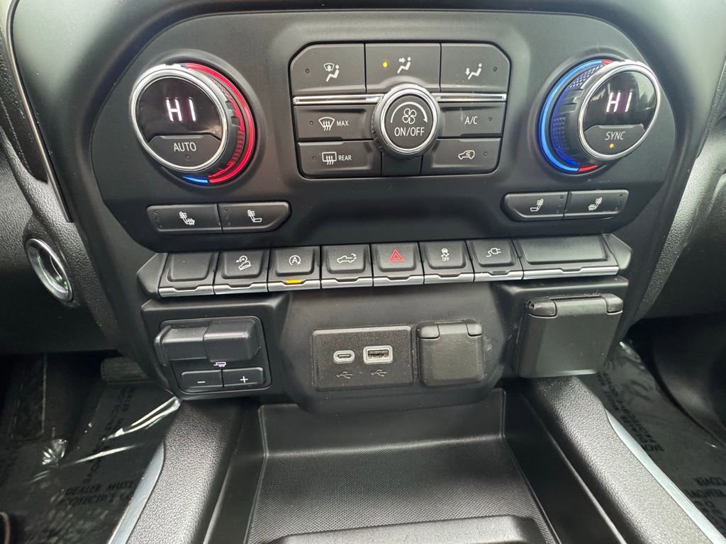 Used 2020 Chevrolet Silverado 1500 LT Trail Boss image 30