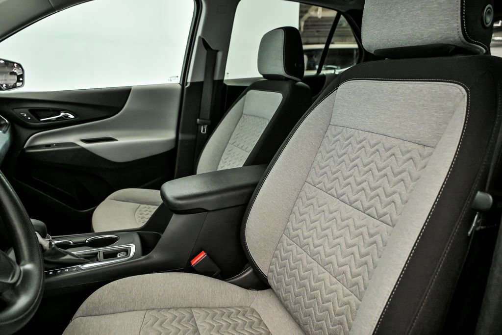 Used 2023 Chevrolet Equinox LS w/ LS Convenience Package FWD image 12